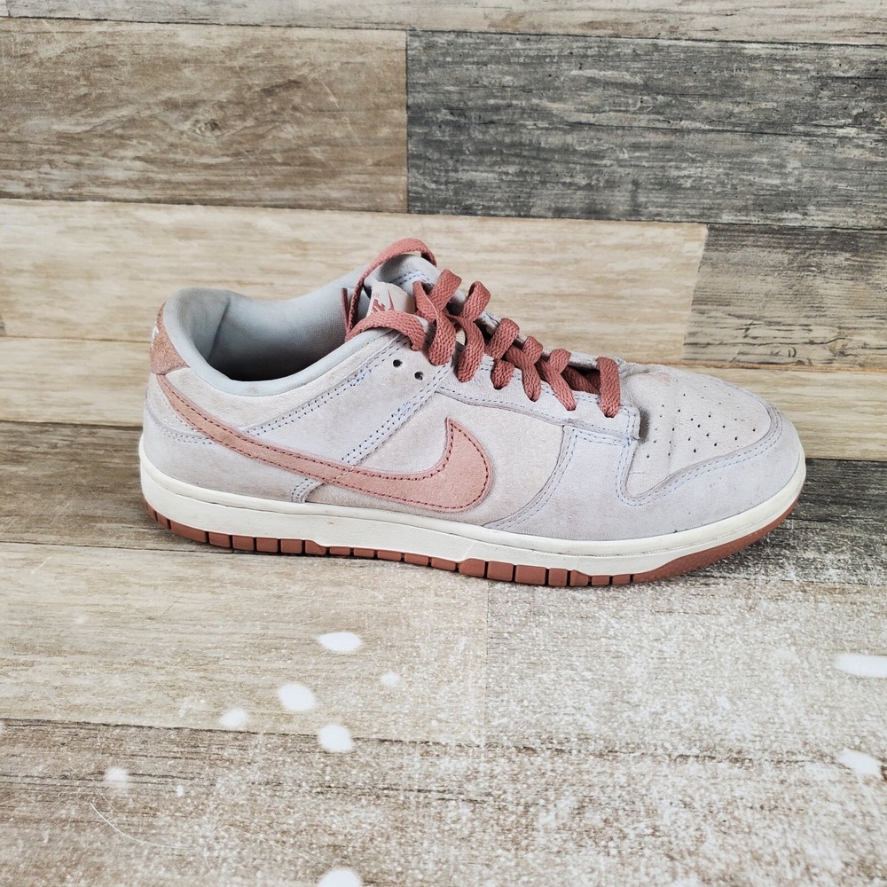 Nike‎ Dunk Low Womens Shoes Sz 6 Skate Suede Leather Low Top Lace-Up Sneaker